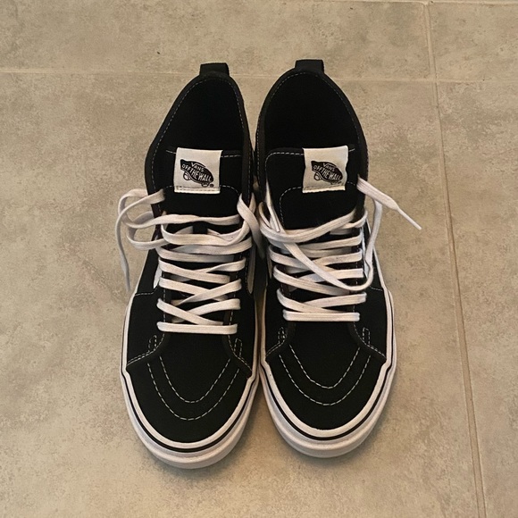 BRAND NEW VANS HIGH TOPS - Picture 5 of 11